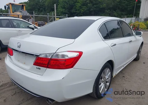 2013 Honda Accord Ex-L V-6 z USA, uszkodzony, nr VIN 1HGCR3F88DA003389